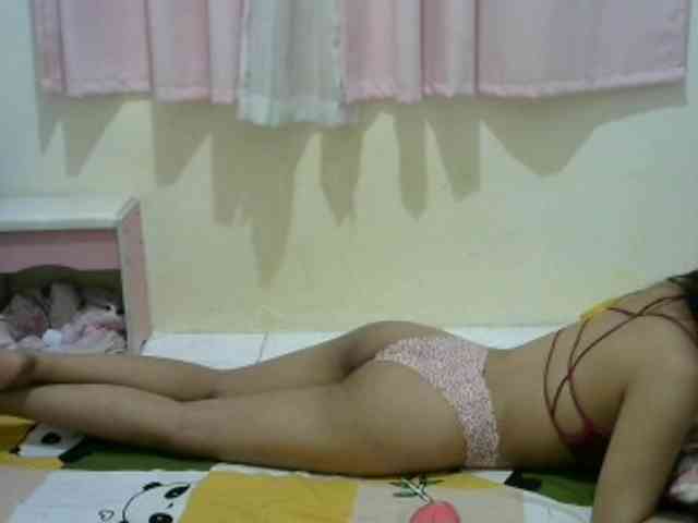 sofia215 webcam
