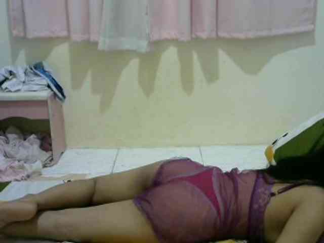 sofia215 webcam