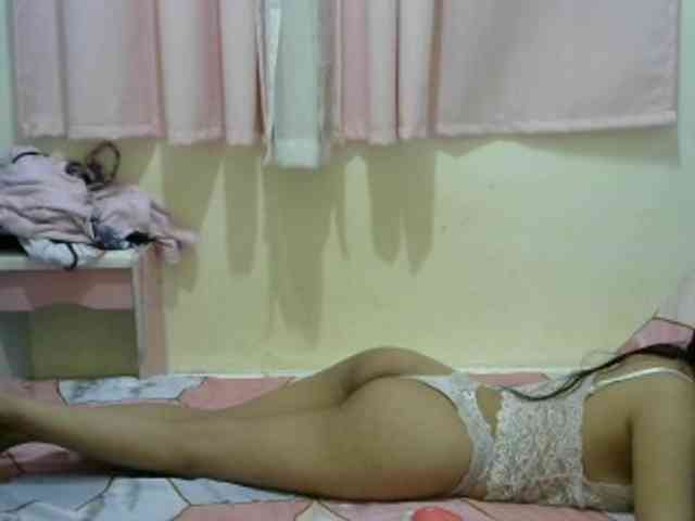 sofia215 webcam