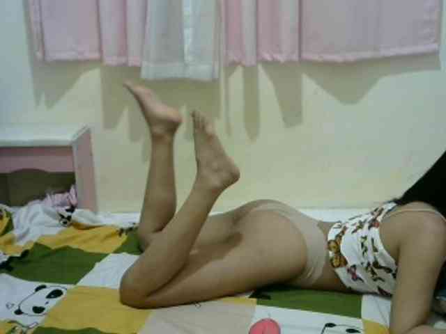 sofia215 webcam