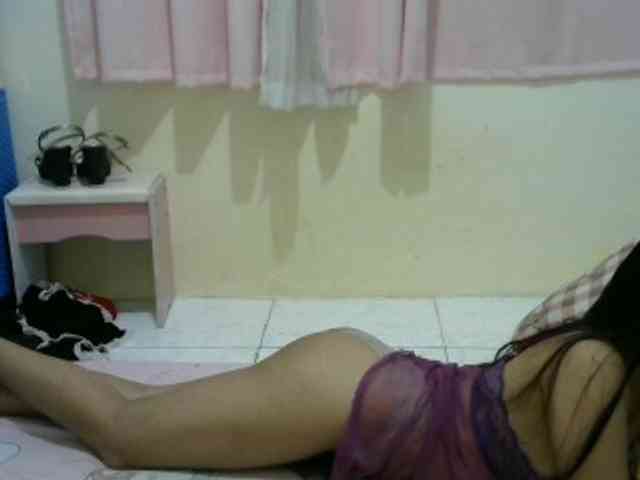 sofia215 webcam