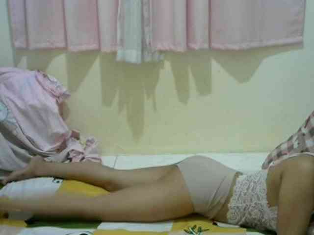 sofia215 webcam