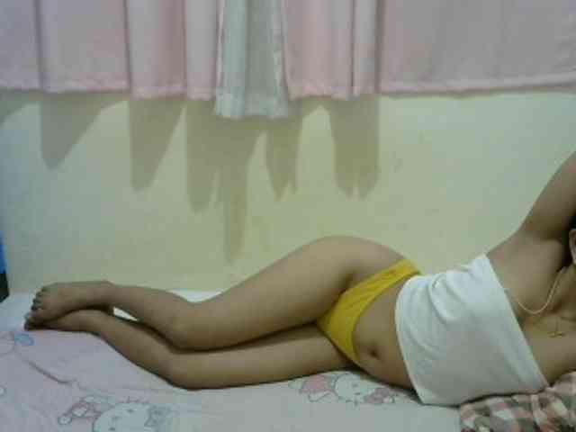 sofia215 webcam