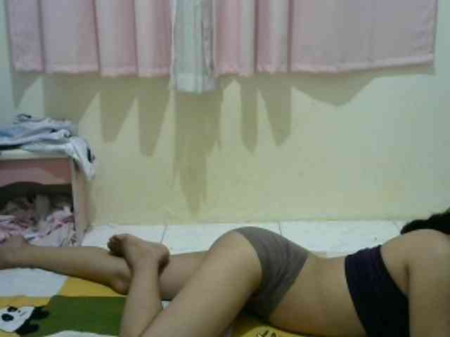 sofia215 webcam