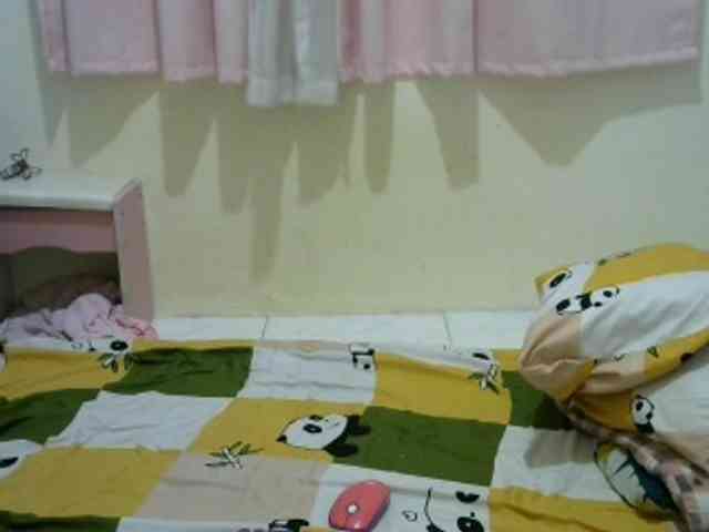 sofia215 webcam