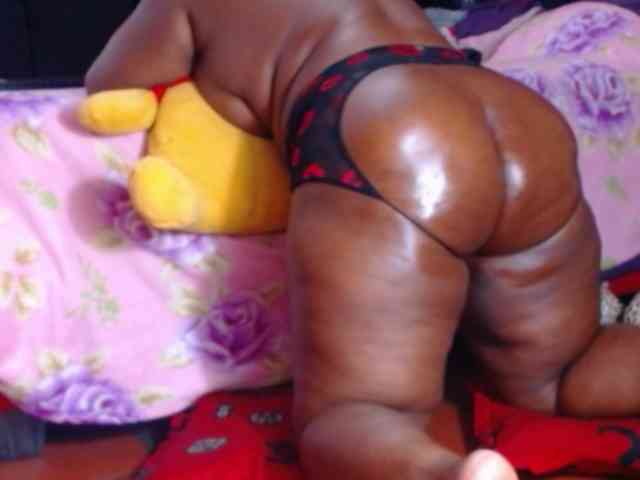 hotchocolatemia webcam