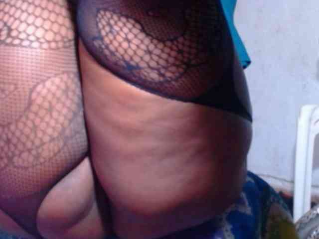 hotchocolatemia webcam