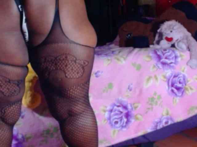 hotchocolatemia webcam