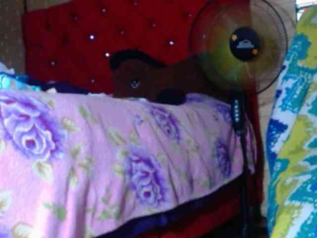 HOTCHOCLATEAMY webcam