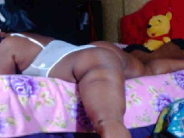 hotchocolatemia webcam