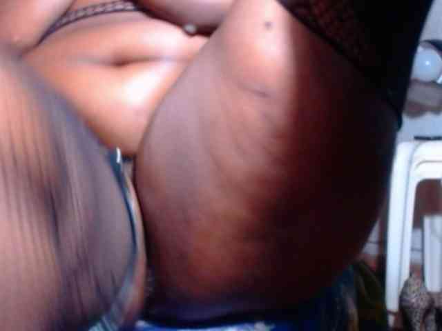 hotchocolatemia webcam