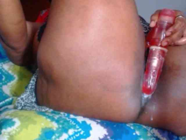 HOTCHOCLATEAMY webcam