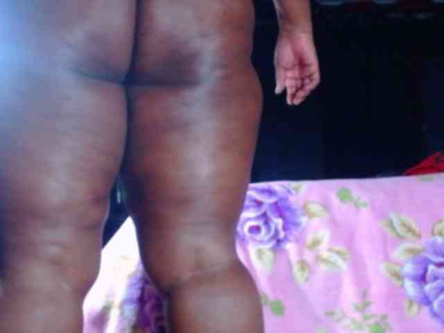 hotchocolatemia webcam