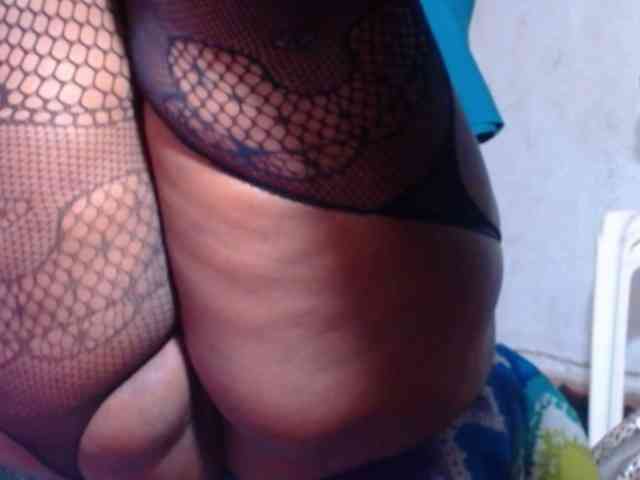 hotchocolatemia webcam