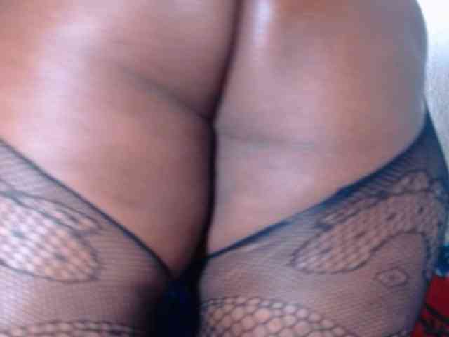 HOTCHOCLATEAMY webcam