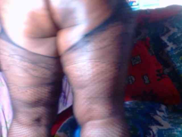 HOTCHOCLATEAMY webcam