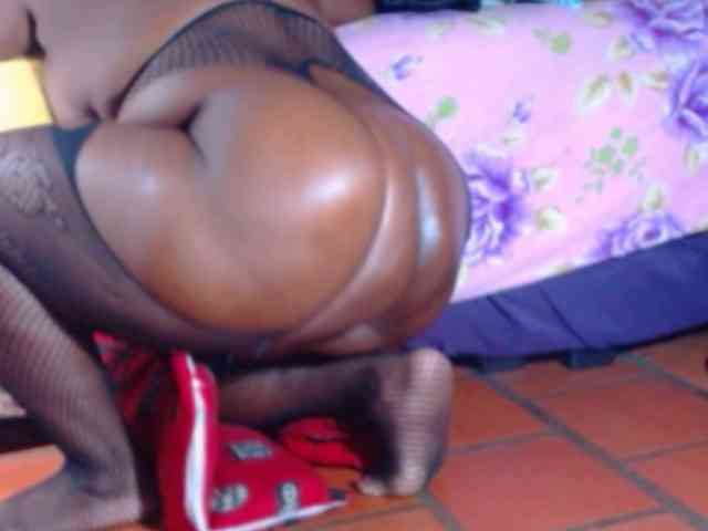 kimfierykitty Live Webcam on BongaCams