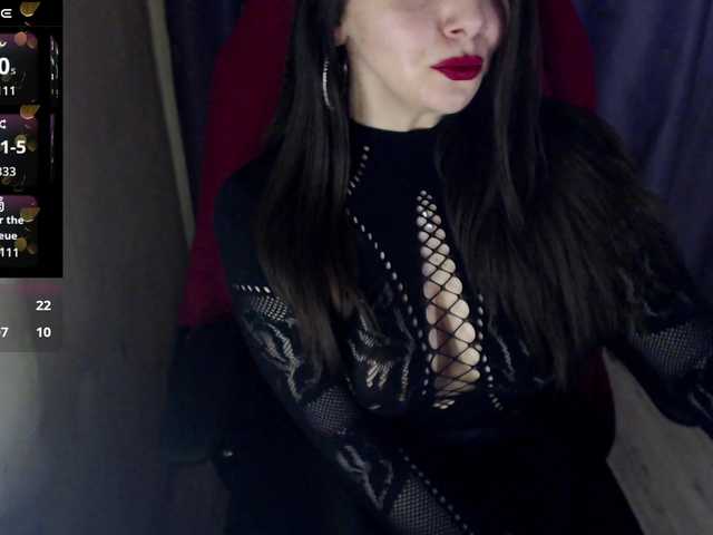MiaGrace's BongaCams show and profile