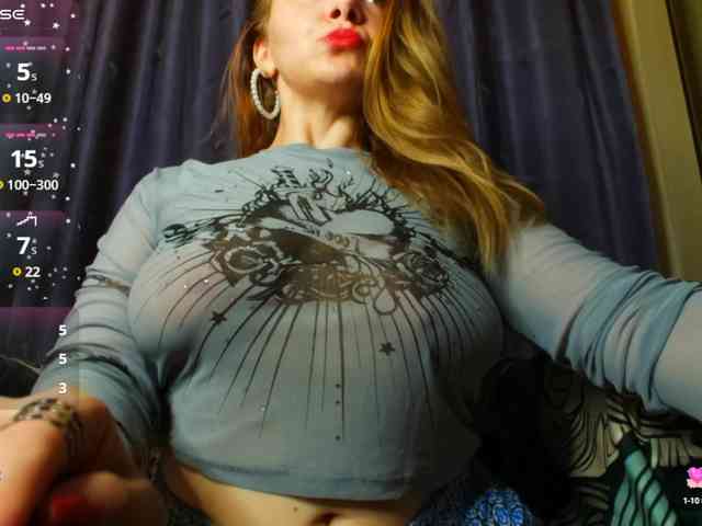 MiaGrace webcam