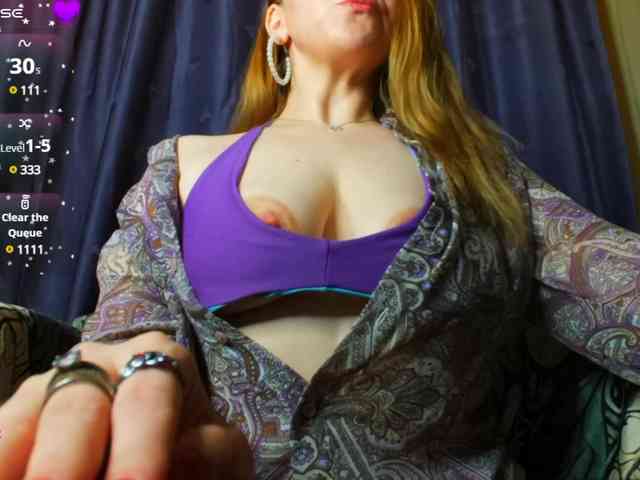 MiaGrace webcam