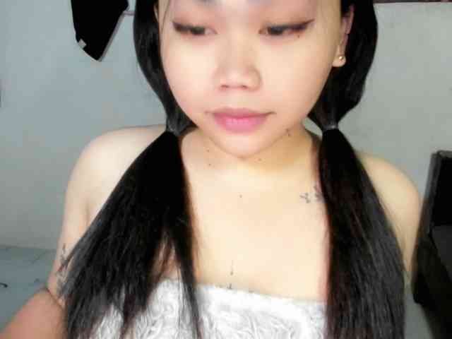 HeavenlyAshleyxx Live Webcam on BongaCams