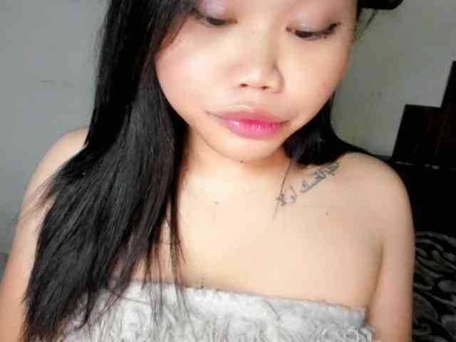 HeavenlyAshleyxx Live Webcam on BongaCams