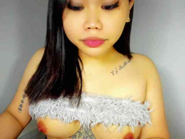 HeavenlyAshleyxx Live Webcam on BongaCams