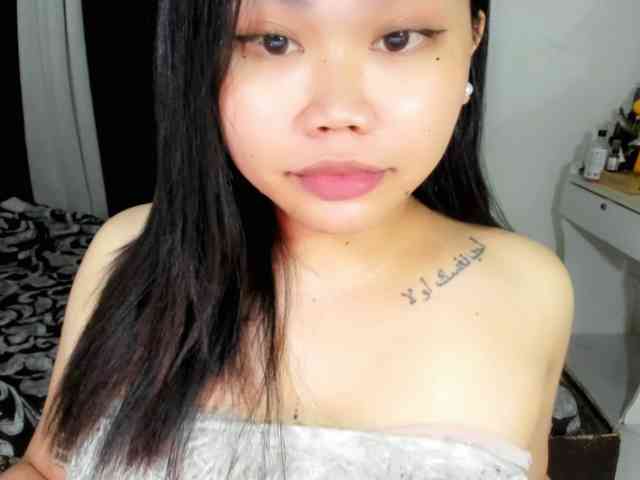 HeavenlyAshleyxx Live Webcam on BongaCams HeavenlyAshleyxx Live Webcam on BongaCams