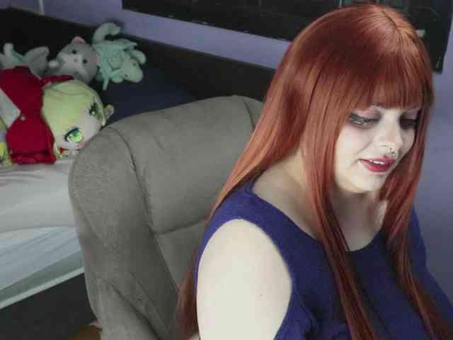 SweetSuika webcam