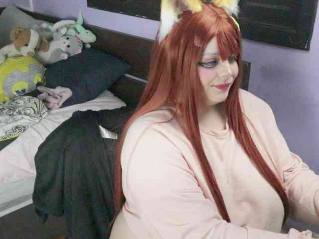 SweetSuika webcam
