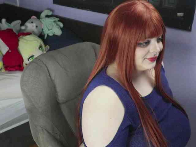 SweetSuika webcam