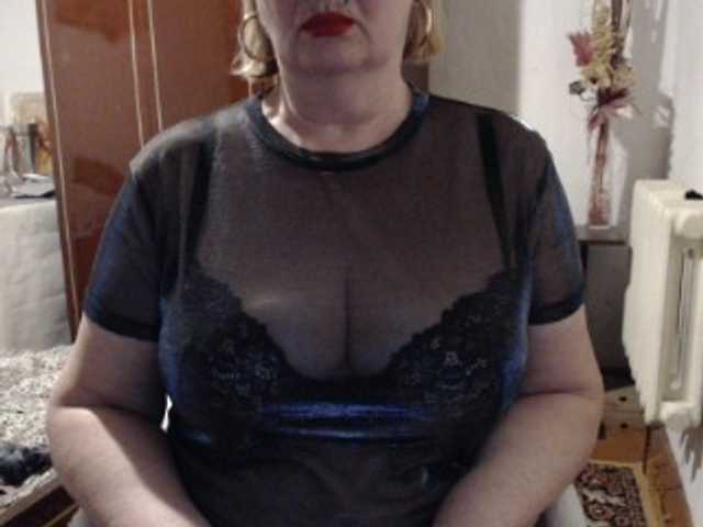 Secretfox's BongaCams show and profile