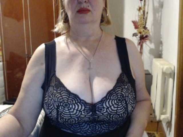 Discover 45 years old secretfox from BongaCams secretfox from BongaCams