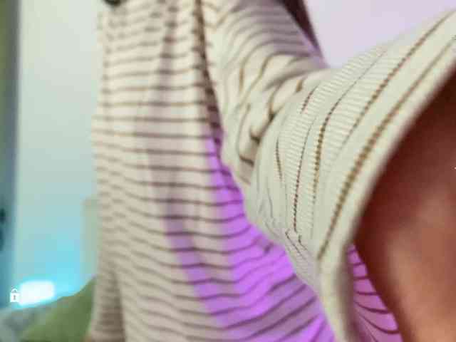 EmmSee Live Webcam on BongaCams EmmSee Live Webcam on BongaCams