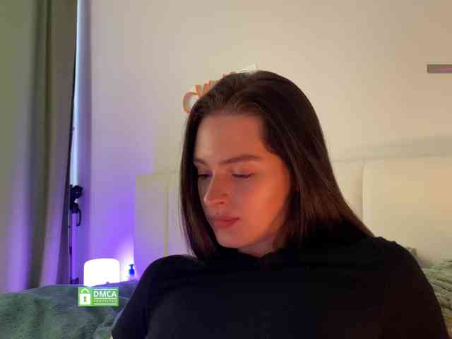 striptease chat room EmmSee