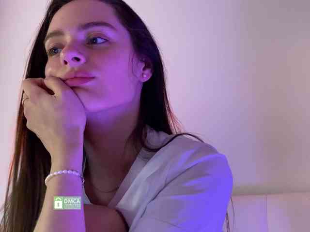 EmmSee Live Webcam on BongaCams