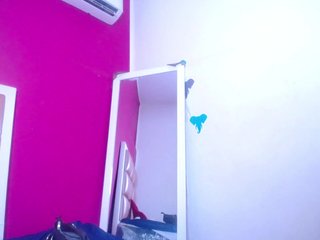 tiny-veronica Porn Show