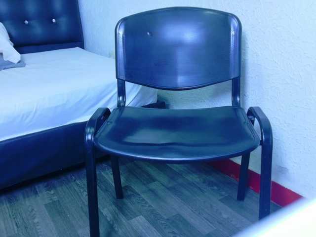 tiny-veronica's BongaCams show and profile