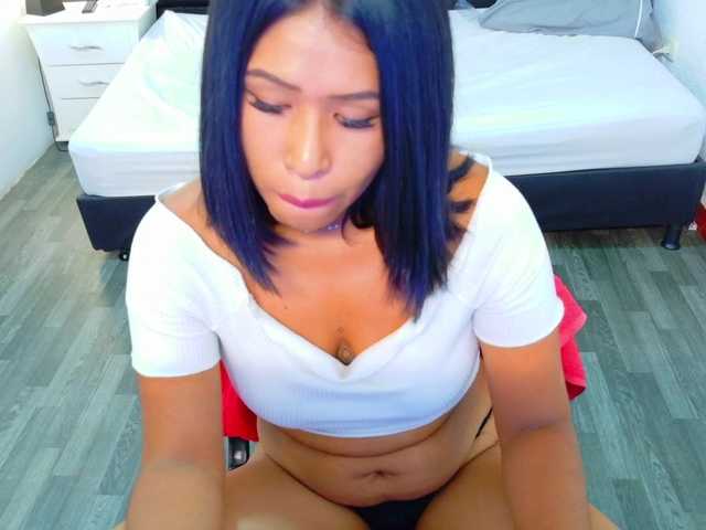 tiny-veronica's BongaCams show and profile