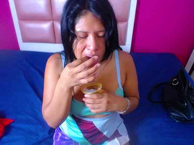 tiny-veronica tiny-veronica