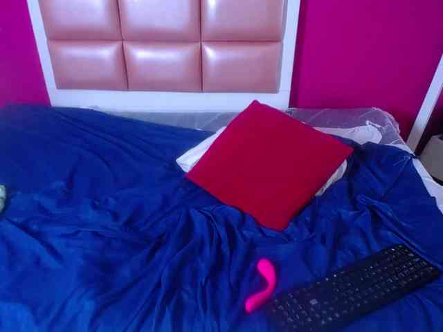 tiny-veronica tiny-veronica