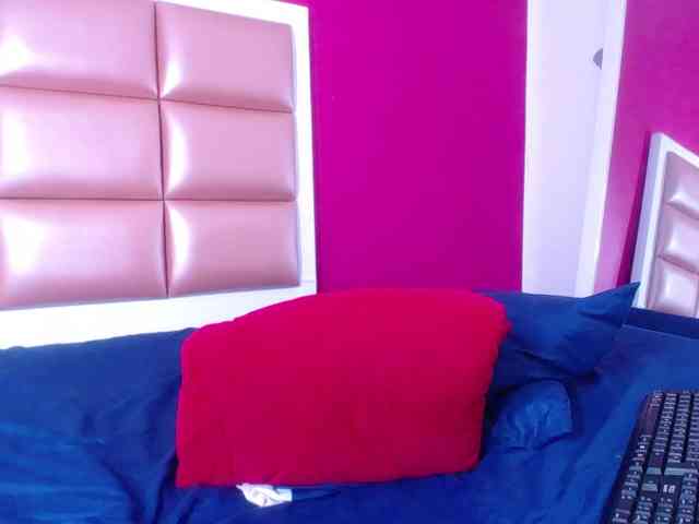 tiny-veronica tiny-veronica