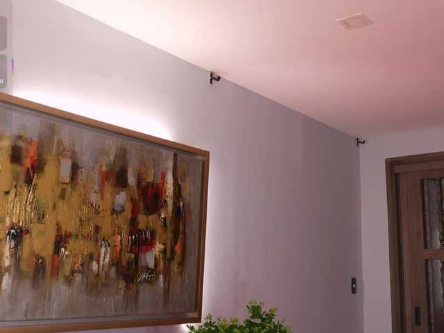 SofiaReyes1's BongaCams show and profile