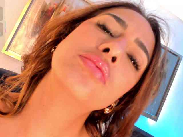 SofiaReyes1 SofiaReyes1