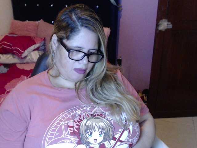 ElizabethTaylor8's BongaCams show and profile