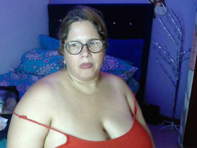  ElizabethTaylor8 chat room