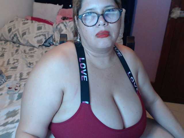 ElizabethTaylor8's BongaCams show and profile