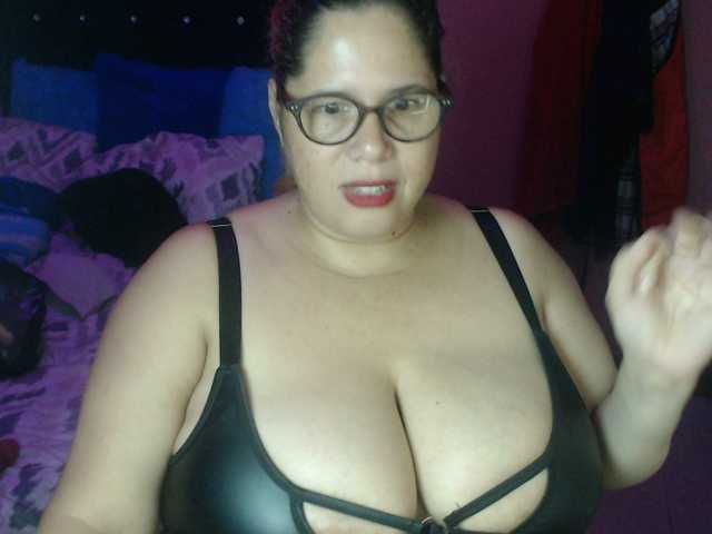  ElizabethTaylor8 chat room