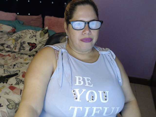 ElizabethTaylor8's BongaCams show and profile