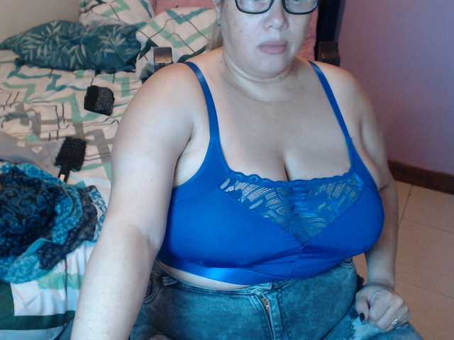 ElizabethTaylor8's BongaCams show and profile